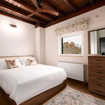 Petritis Cozy Mountain Retreat With Stunning Views By Greece *