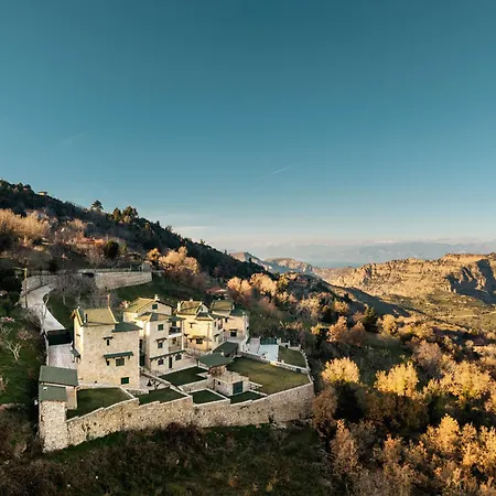 Petritis Cozy Mountain Retreat With Stunning Views By Greece *