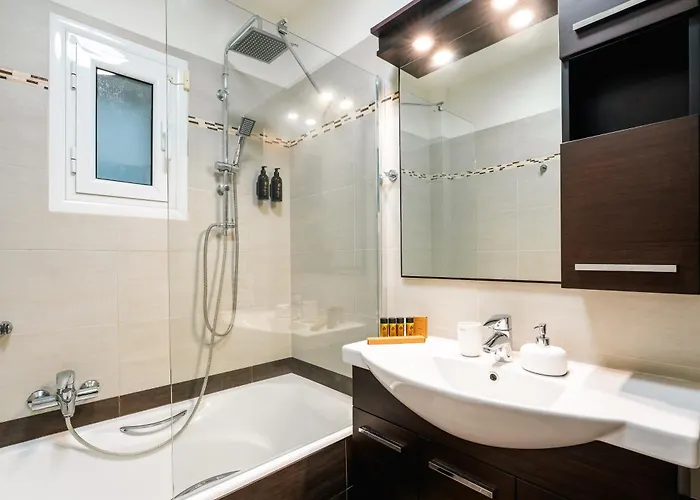 Petritis Cozy Mountain Retreat With Stunning Views By Greece