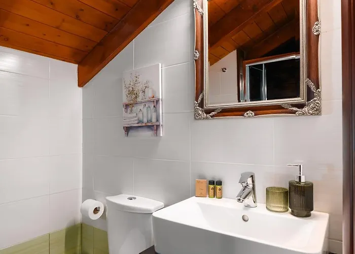 Petritis Cozy Mountain Retreat With Stunning Views By Greece Appartement *